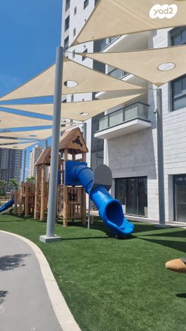 דירה, אמנון ליפקין שחק, נוף הטיילת, נתניה