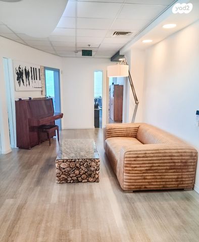 עתידים, אזור התעסוקה רמת החייל