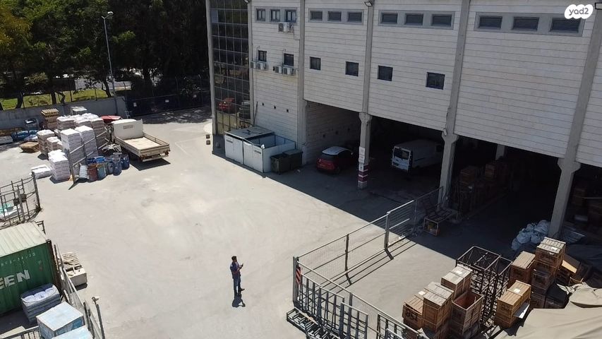 מחסנים, פארק תעשיות השרון, קדימה צורן