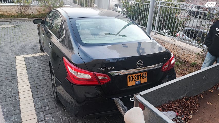 ניסאן אלטימה