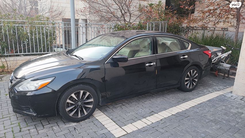 ניסאן אלטימה