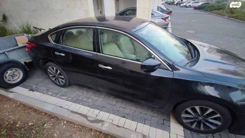 ניסאן אלטימה