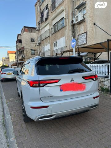 מיצובישי אאוטלנדר