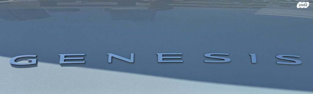 ג'נסיס GV80