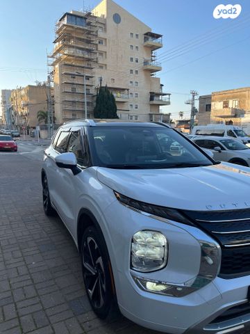 מיצובישי אאוטלנדר