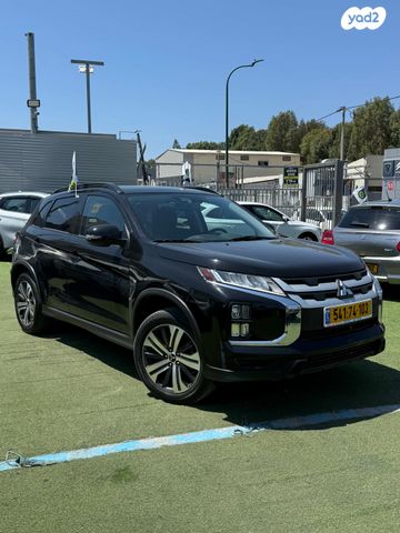 מודעת רכב מיצובישי ASX