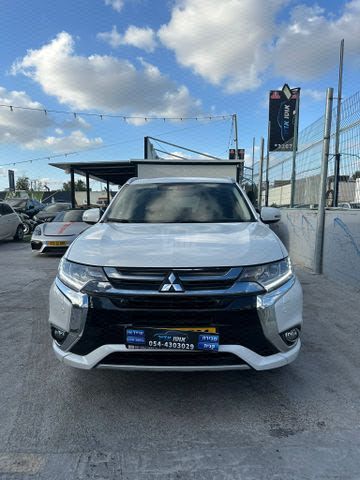 מודעת רכב מיצובישי אאוטלנדר 1