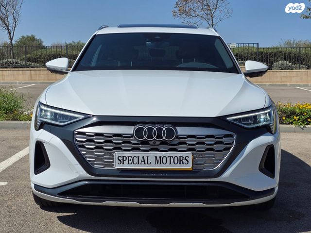 אאודי Q8 e-tron