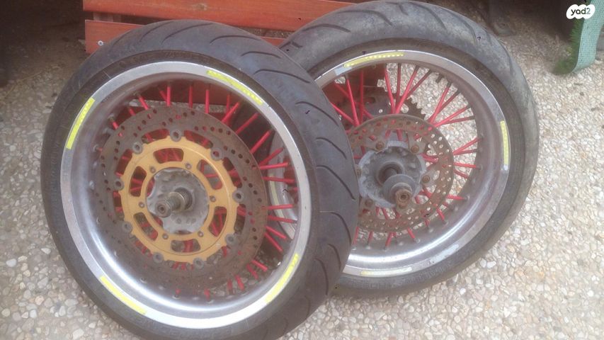 feedItemObj.data.row_1