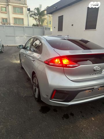 יונדאי איוניק