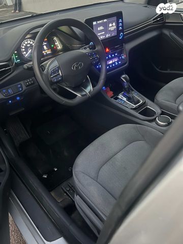 יונדאי איוניק