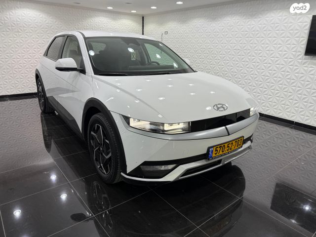 יונדאי איוניק 5