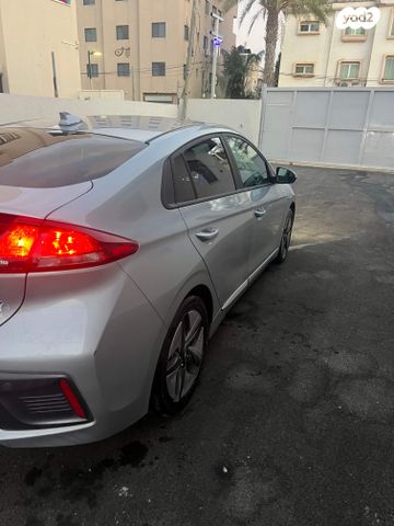 יונדאי איוניק