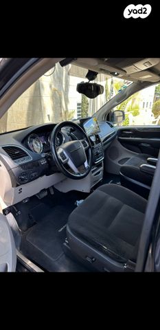 קרייזלר גראנד וויאג'ר