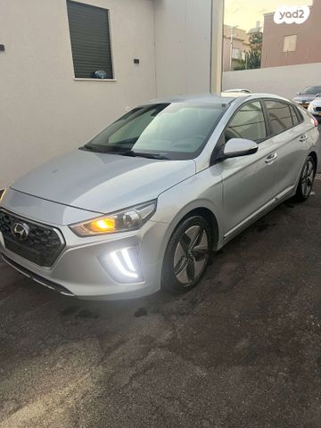 יונדאי איוניק