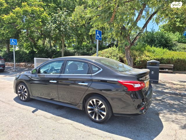 ניסאן סנטרה