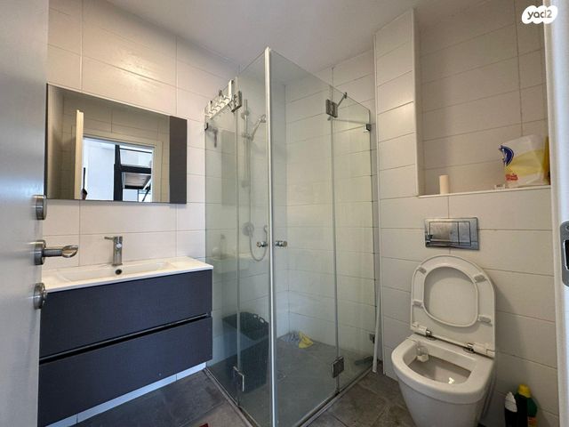 דירה, דרך העצמאות 41, שער פלמר, תחנת רכבת השמונה, חיפה