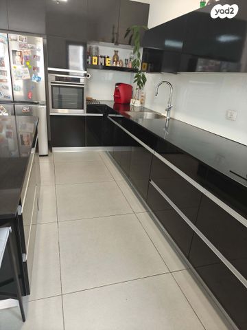 דירה, שדרות בן גוריון 143, אגמים, נתניה