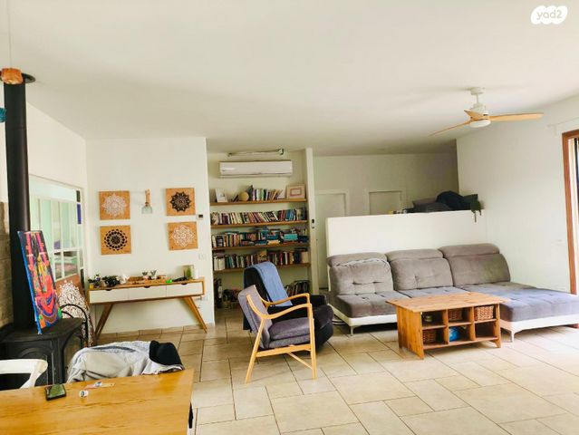 בית פרטי/ קוטג', גינת אגוז 1, חלוץ