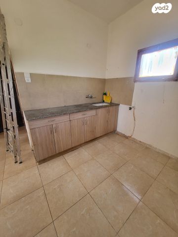 דירה, מרדכי אנילביץ' 20, גבעת הרקפות, גבעת תל חי, קרית אתא