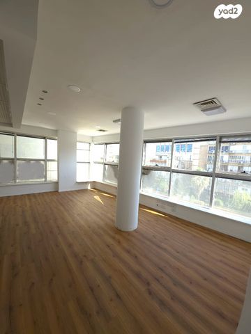 משרדים, ביאליק 143, בורסה, רמת גן