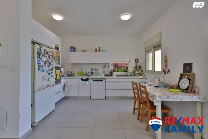 דירה, סנונית 13, גבעת אלונים, קרית אתא