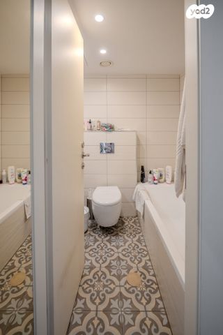 דופלקס, גרציאני יצחק 4, גני שרונה, קרית הממשלה, תל אביב יפו