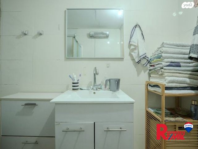 דירה, משגב עם, קרית שלום, תל אביב יפו