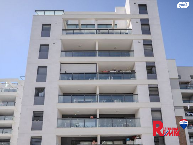 דירה, משגב עם, קרית שלום, תל אביב יפו