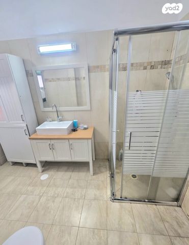 דירת גן, הורד, בני עי''ש, בני עי"ש