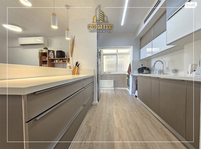 דירה, שדרות משה דיין, פסגת זאב, ירושלים