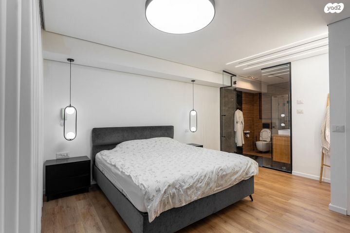 גג/ פנטהאוז, רוזמרין, סיגליות, באר שבע