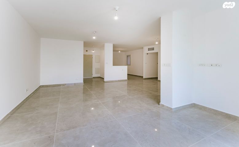 דירה, שדרות אברהם בוני 3, רמת הדר, גבעת שמואל