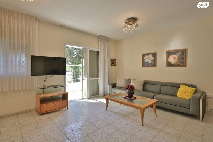 דירה, אלכסנדר זייד 23, קרית חיים מזרחית, חיפה