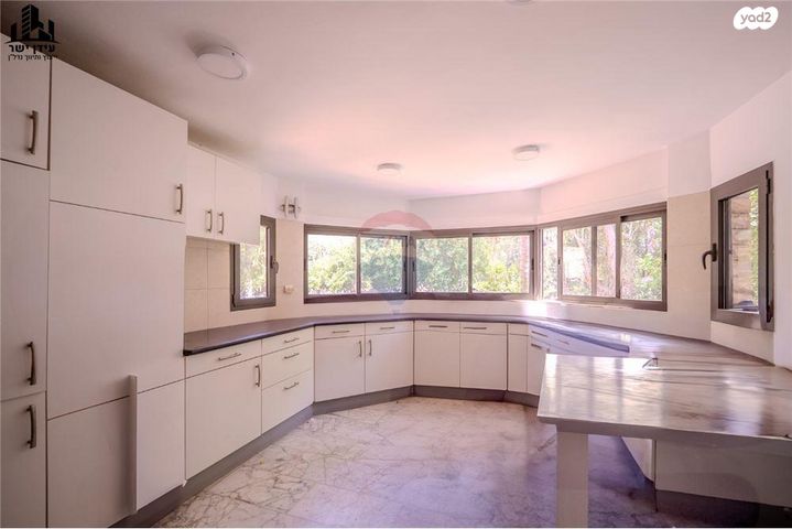 פרץ ברנשטיין 