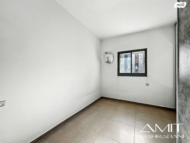 דירה, גדעון האוזנר, רמות הרכס, באר שבע