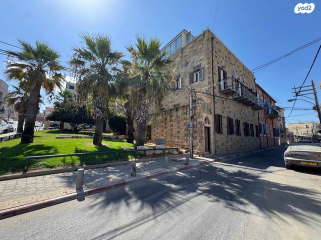 גג/ פנטהאוז, קדם, תל אביב יפו