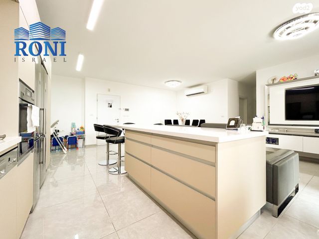 דירה, משעול היסמין, תל גיבורים, חולון