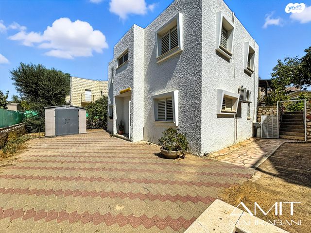 בית פרטי/ קוטג', להבים