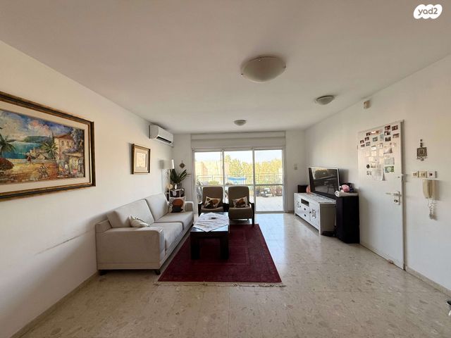 דירה, ישעיהו הנביא, הנביאים, מודיעין מכבים רעות