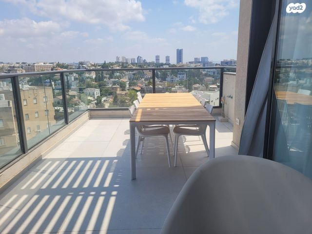 גג/ פנטהאוז, הדר יוסף, תל אביב יפו