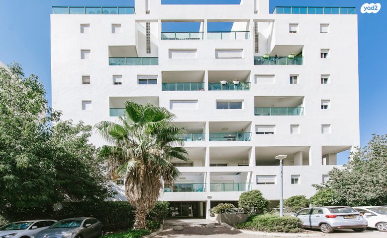 דירה, שדרות אברהם בוני 3, רמת הדר, גבעת שמואל