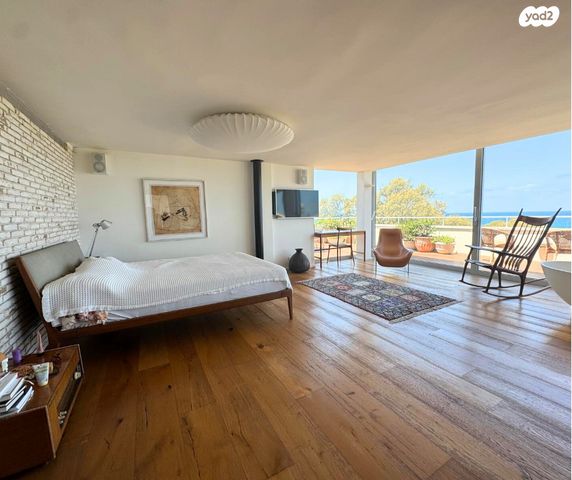 גג/ פנטהאוז, קדם, תל אביב יפו