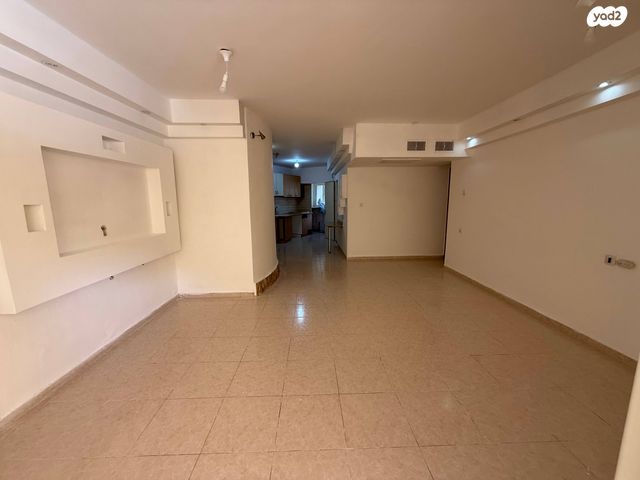 דירה, עדעד, נאות בגין, לב יבנה, יבנה