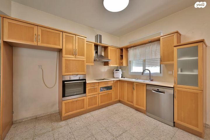 דירה, אלכסנדר זייד 23, קרית חיים מזרחית, חיפה