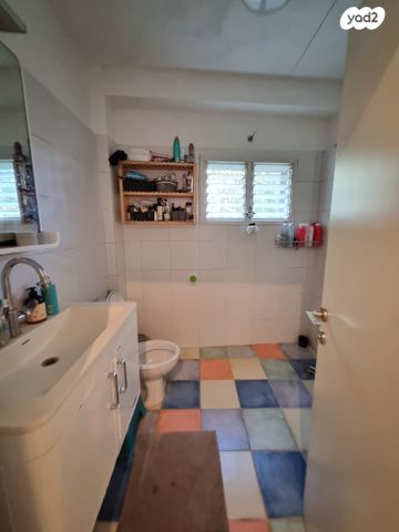 דירת גן, קרית טבעון