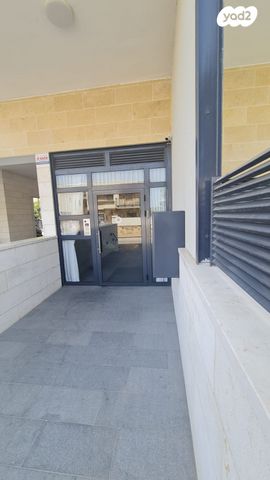 דירה, אבן גבירול, מרכז העיר, קרית אתא