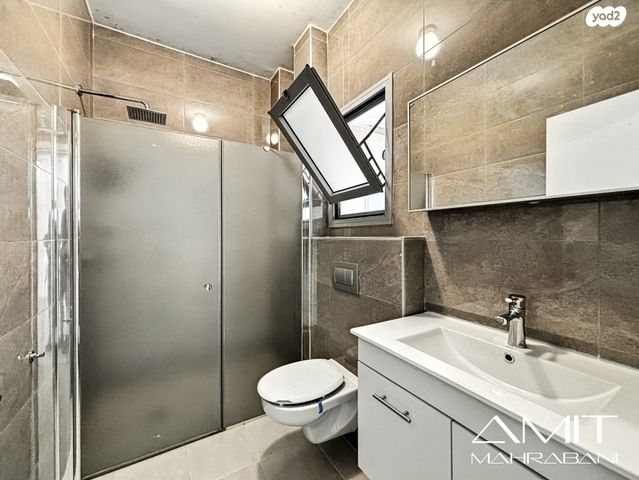 דירה, גדעון האוזנר, רמות הרכס, באר שבע