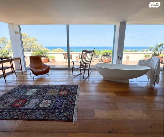 גג/ פנטהאוז, קדם, תל אביב יפו