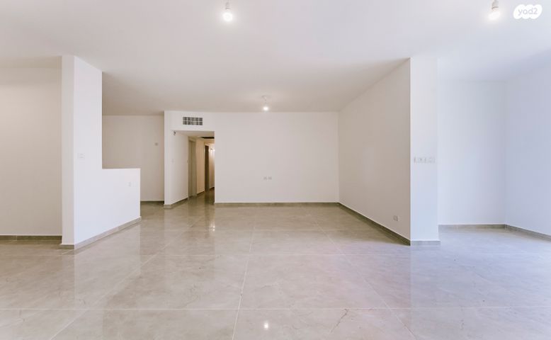 דירה, שדרות אברהם בוני 3, רמת הדר, גבעת שמואל